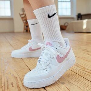 🌻🆕NIKE AIR FORCE 1 ‘07 NEXT NATURE-SIZE 9-WHITE/ELEMENTAL PINK